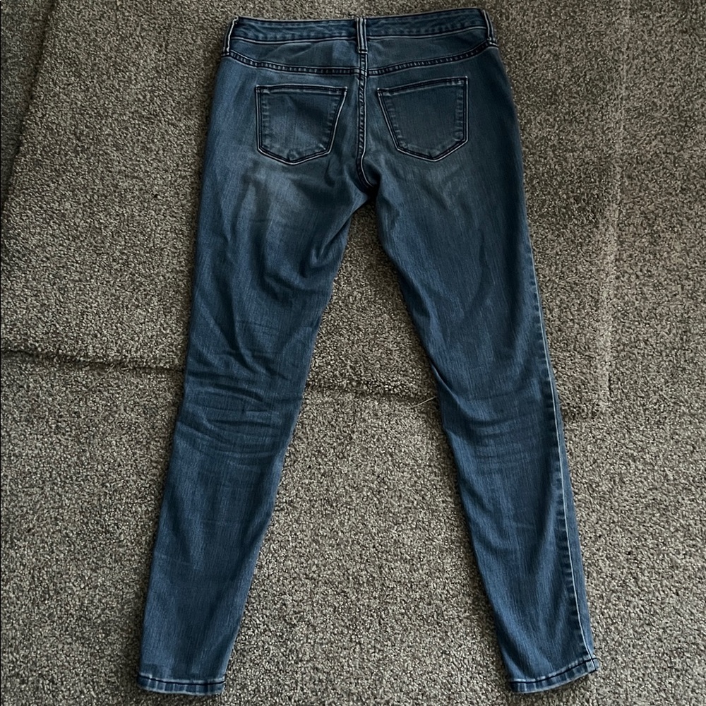 Universal Thread Denim Jeans - Picture 2 of 4